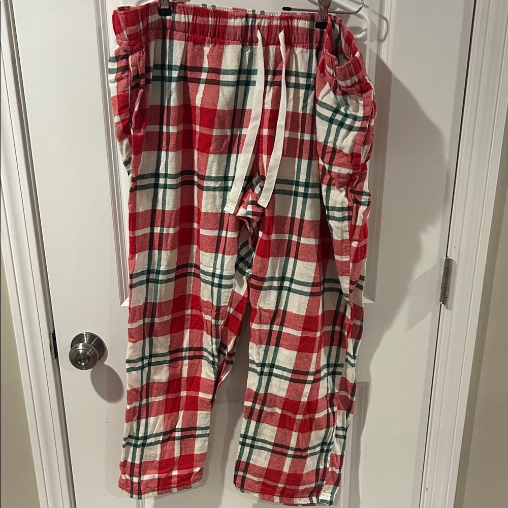 Old Navy Red and White Plaid Pants